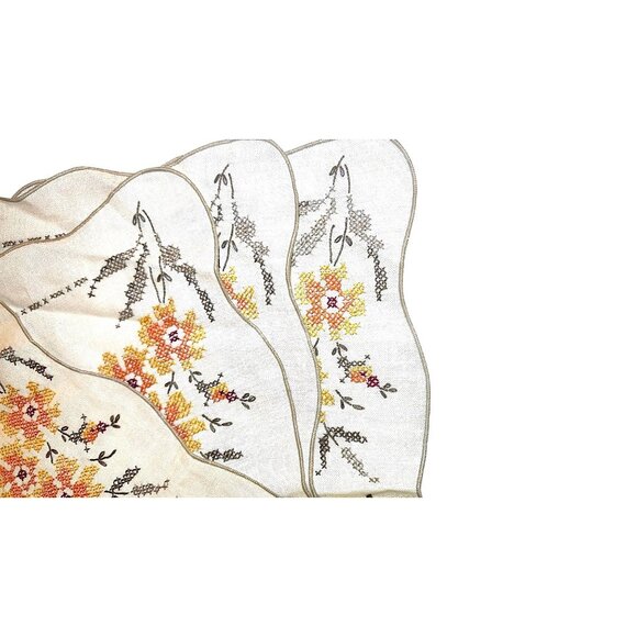Elegant Vintage Hand Embroidered 8 Piece Linen Placemat/Napkin Modern Cottagecor - Picture 2 of 10